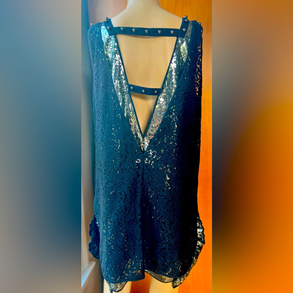 No.21 Silver Sequined/Black Lace Dress Size Small, Retail $1400 - Picture 5 of 12